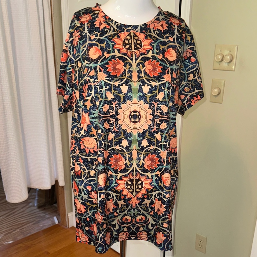 Vibrant Floral blouse Made with love Large